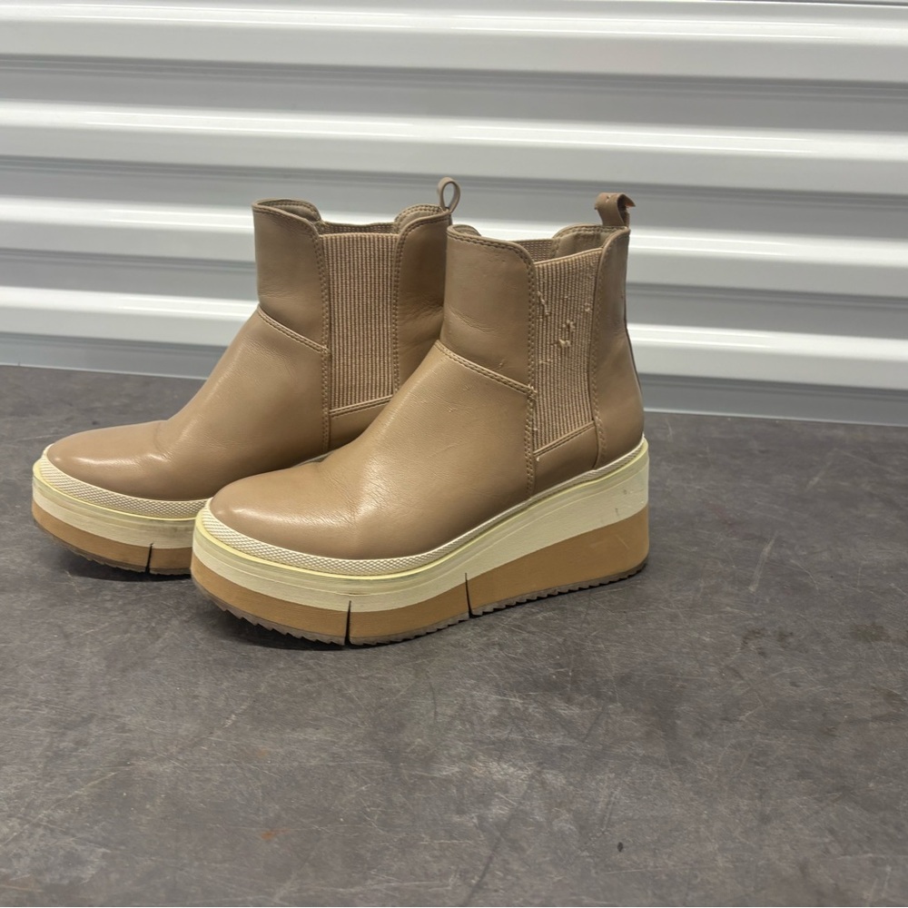 Matisse Shelby Ankle Booties